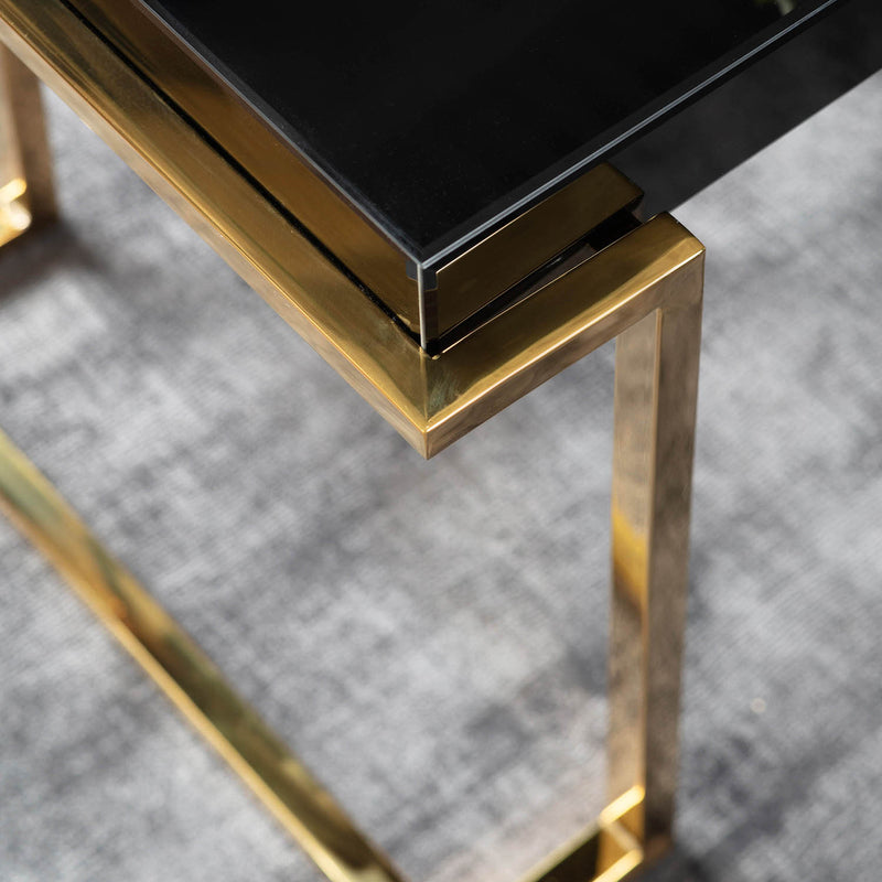 Gallery Interiors Delray Black Mirrored Side Table